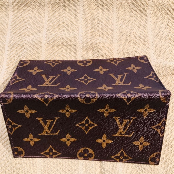 SOLD - Picture 2 of 3